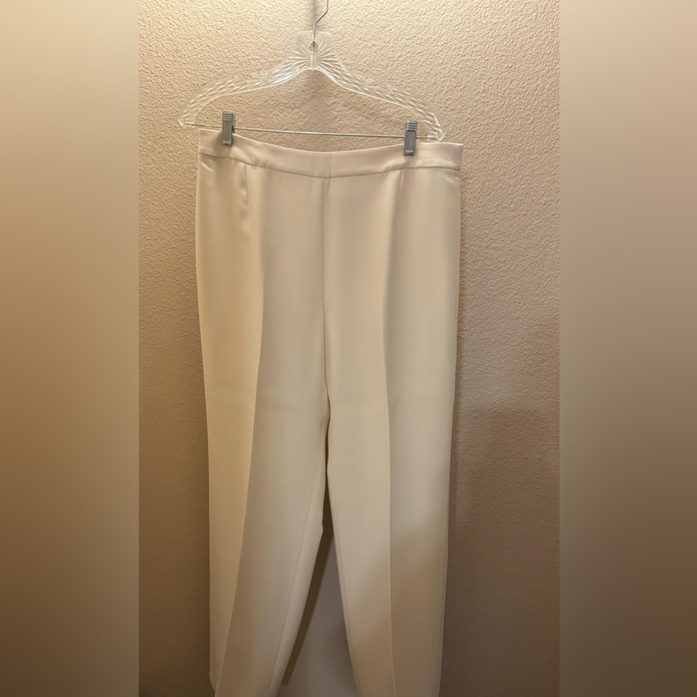 Off white Kasper pants, size 12. 100% polyester